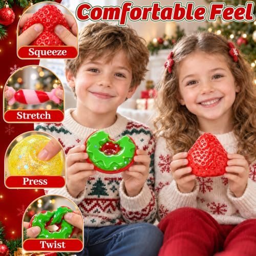 Squishy advent calendar with 24 kawaii Christmas squishies — Image 5 of 7